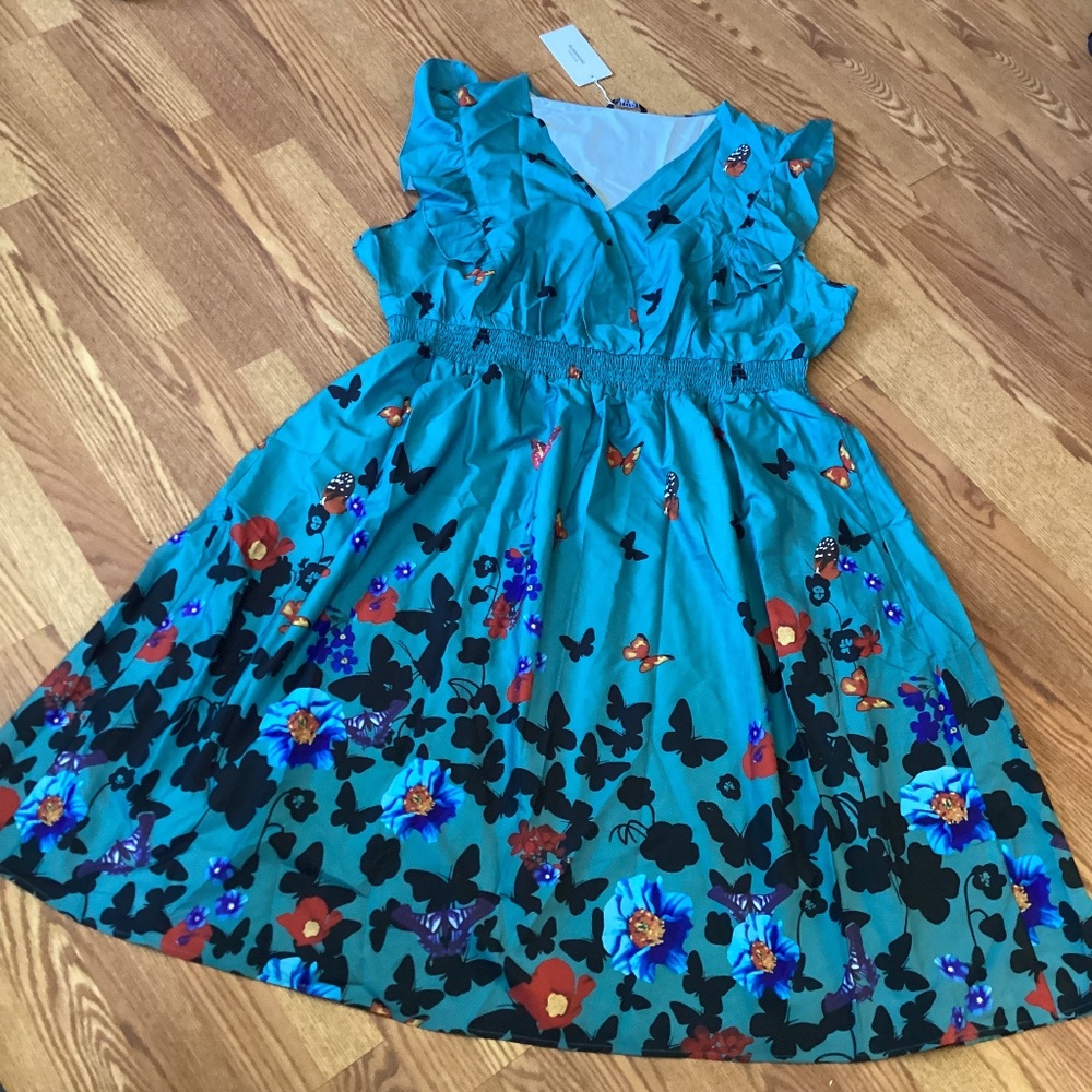 BloomChic Butterflies Shirred Waist V Neck Ruffle Cap Sleeve Dress Size 26